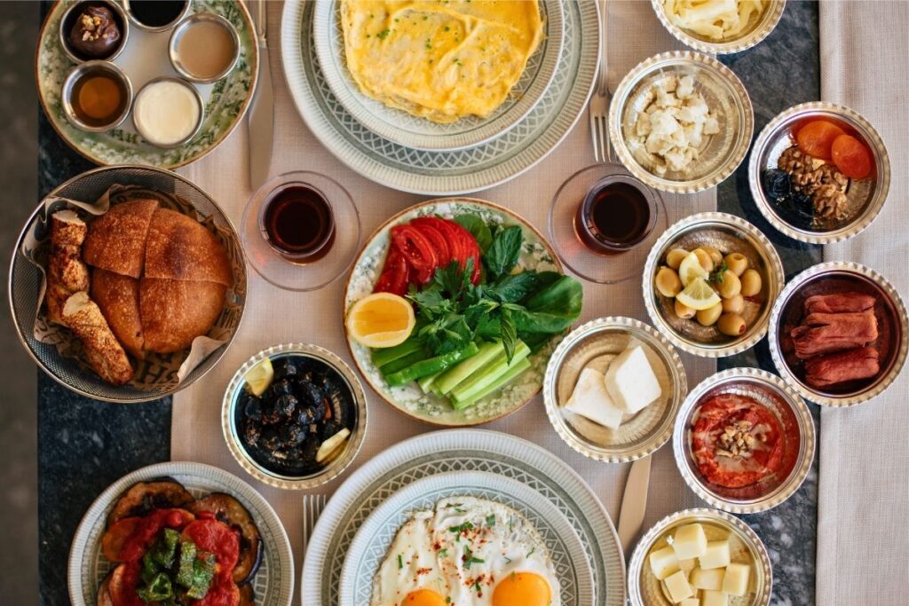 sultanahmet breakfast shyra restaurant